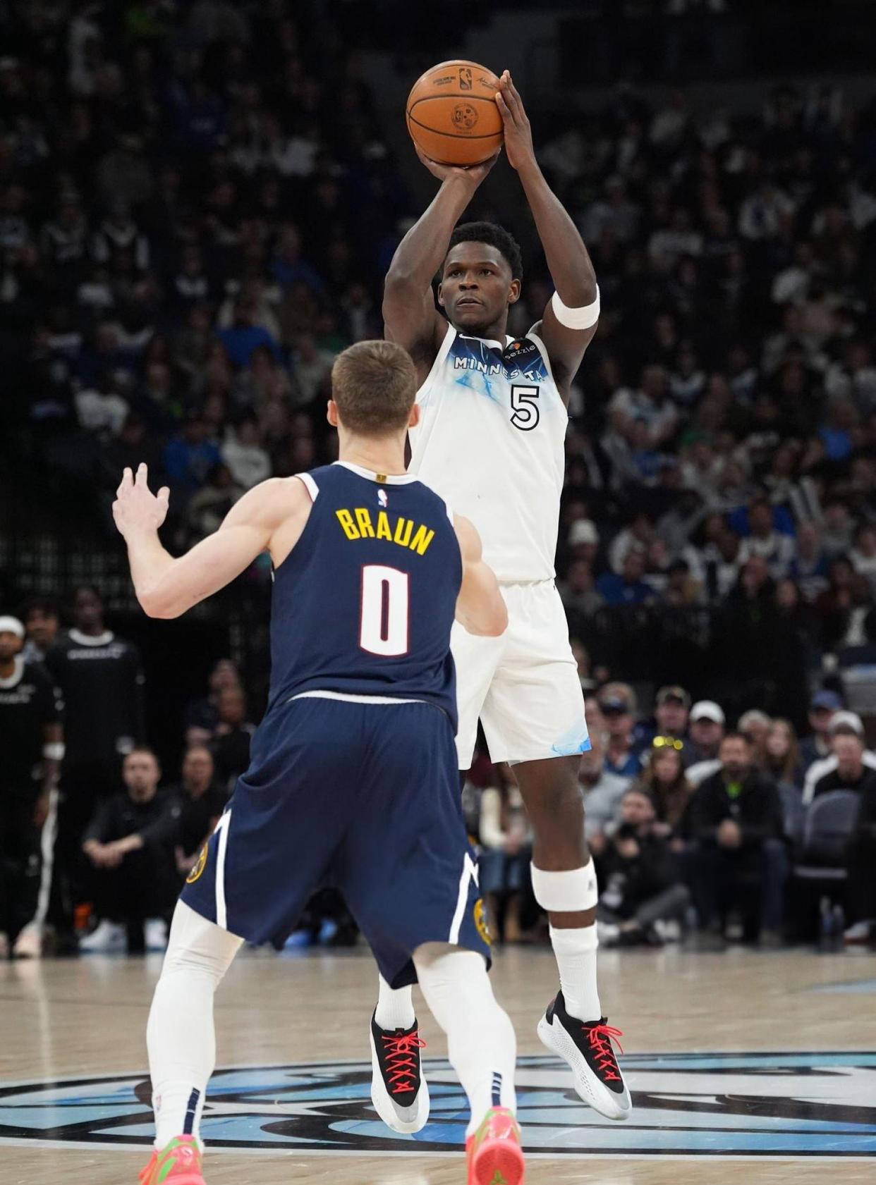 森林狼 爱德华兹 森林狼 爱德华兹